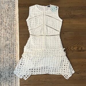 White Sleeveless Lace Dress
